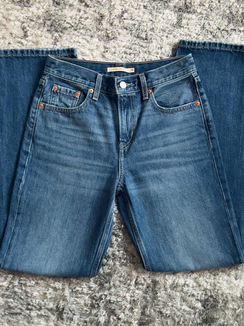 levi’s low pro jeans in "breathe out" medium indigo ♡